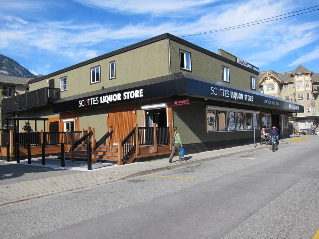 Hotel Squamish Eksteriør billede