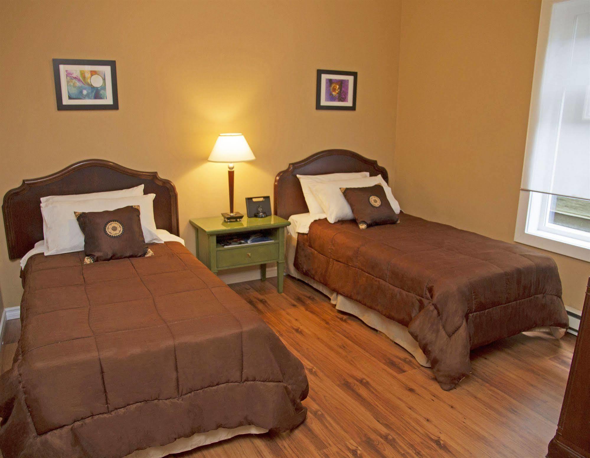Hotel Squamish Eksteriør billede